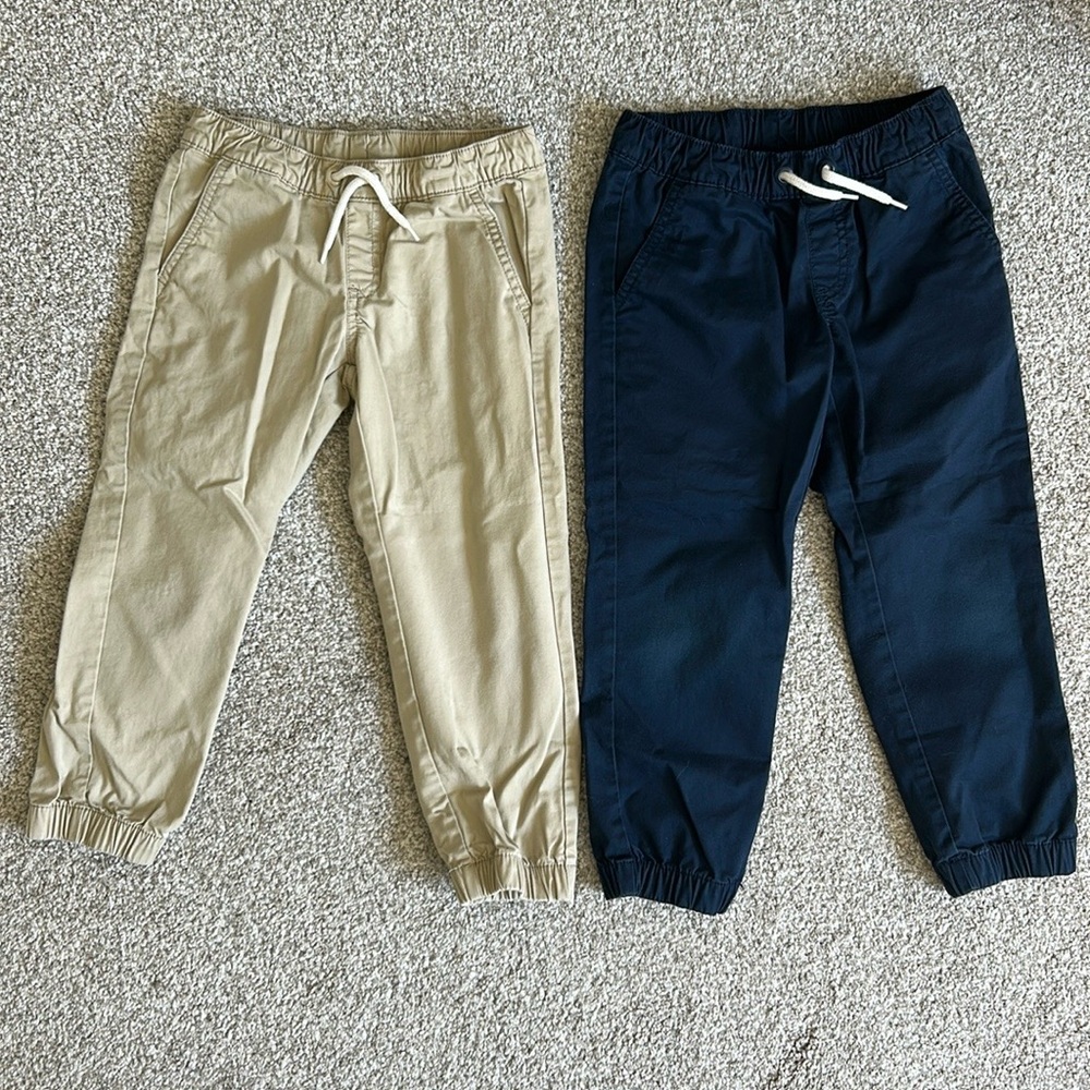 Pair of Boys Cat&Jack Pull-On Jogger Chinos School Uniform - Boys 4